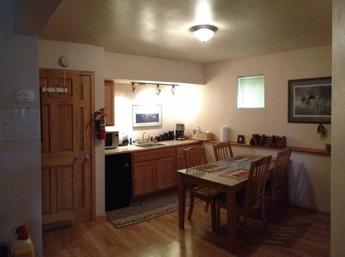 Bears Den Alaska Lodging スワード エクステリア 写真