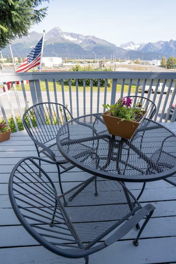 Bears Den Alaska Lodging スワード エクステリア 写真