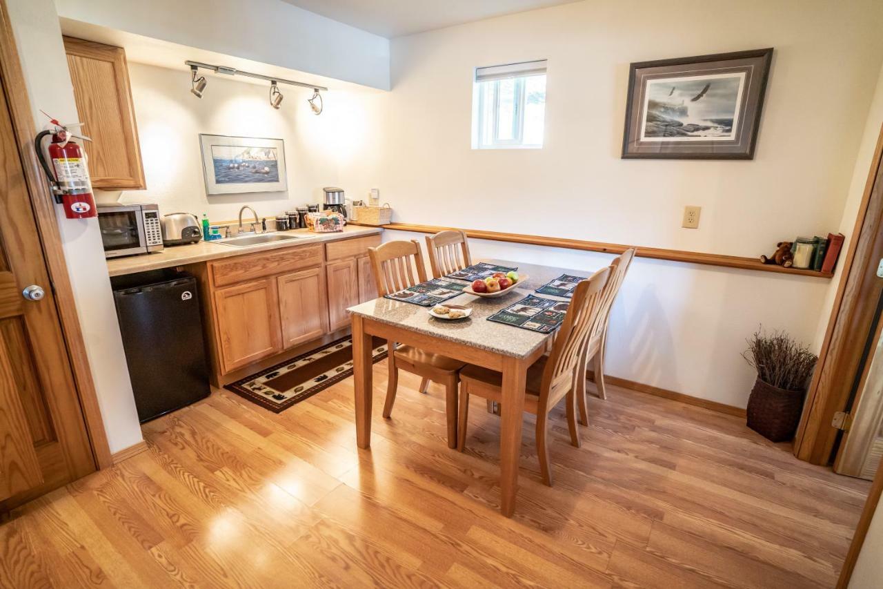 Bears Den Alaska Lodging スワード エクステリア 写真